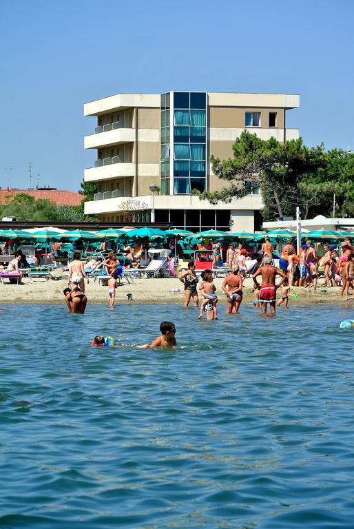 Hotel Astor B&B Lido di Classe Exterior foto