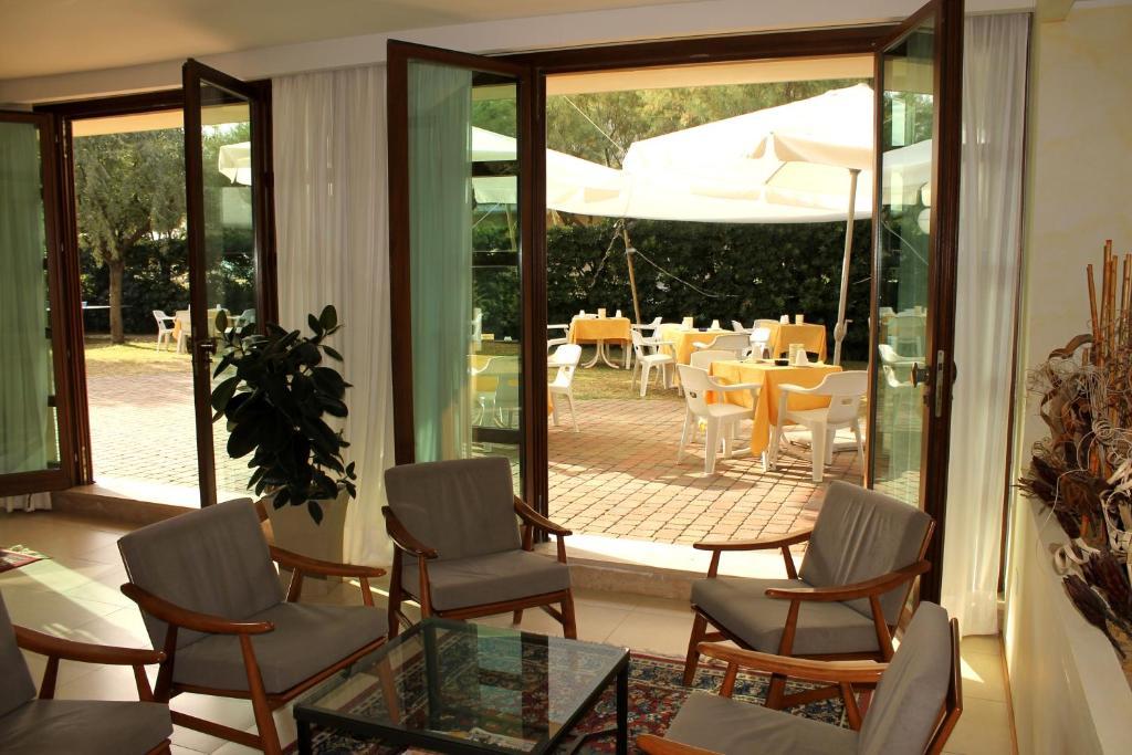 Hotel Astor B&B Lido di Classe Exterior foto