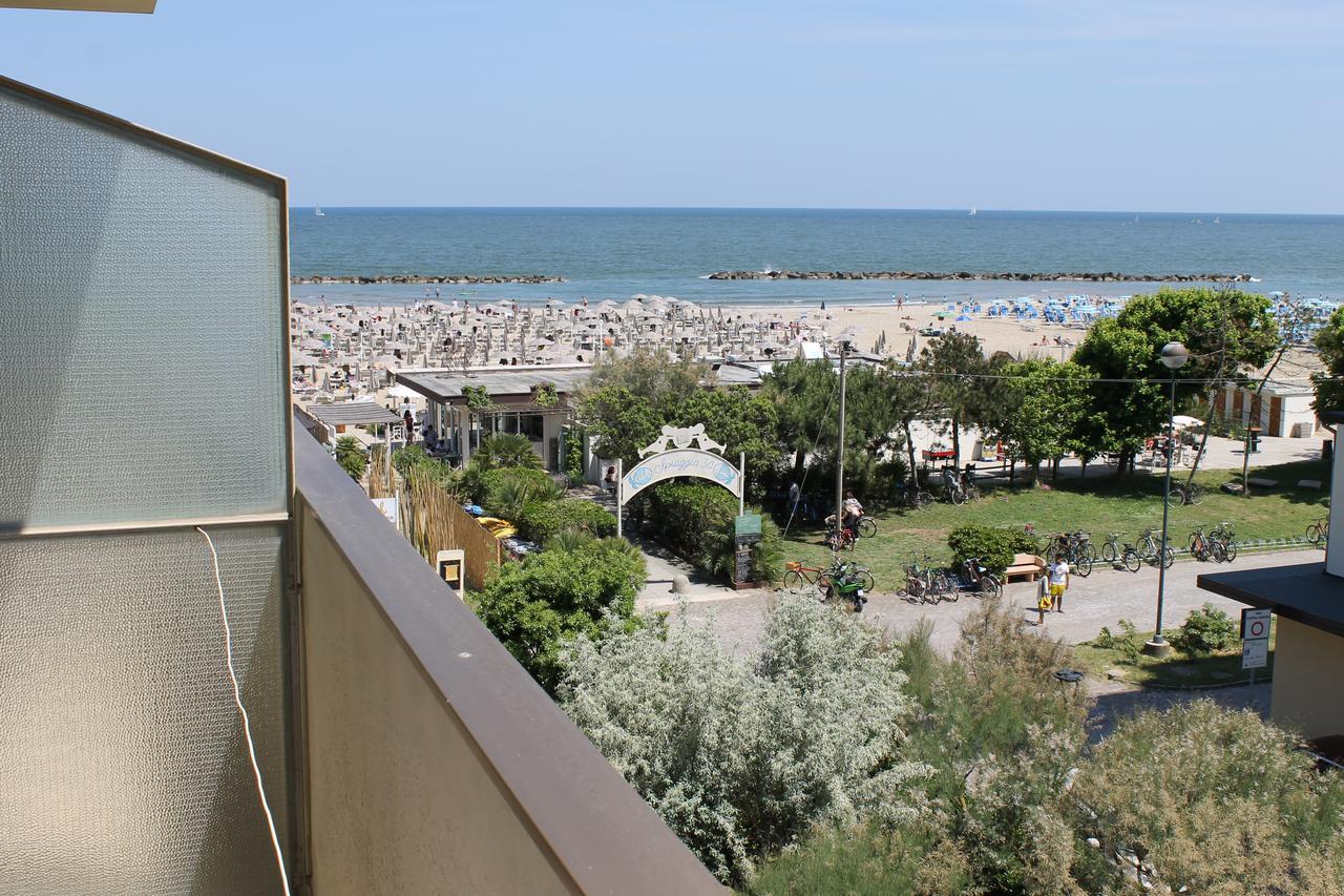 Hotel Astor B&B Lido di Classe Exterior foto